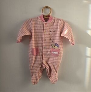 Vintage Carters 2001 Yoko Ono Lennon Collection Baby Footie